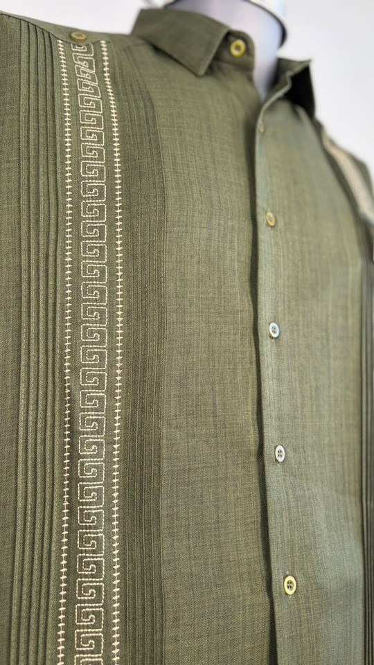 Guayabera chipre olivo manga corta - Llaguno Boutique